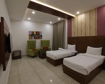 Grand Hotel Nawanshahr - Phagwāra - Bedroom