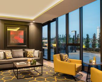 Centro WestSide - Istanbul - Living room