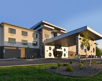 Holiday Inn Express & Suites Shippensburg - Shippensburg - Gebäude