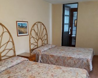 Hotel Canada - Toluca - Makuuhuone