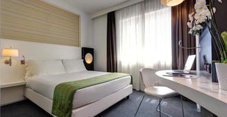 iH Hotels Roma Z3 - Rom - Schlafzimmer