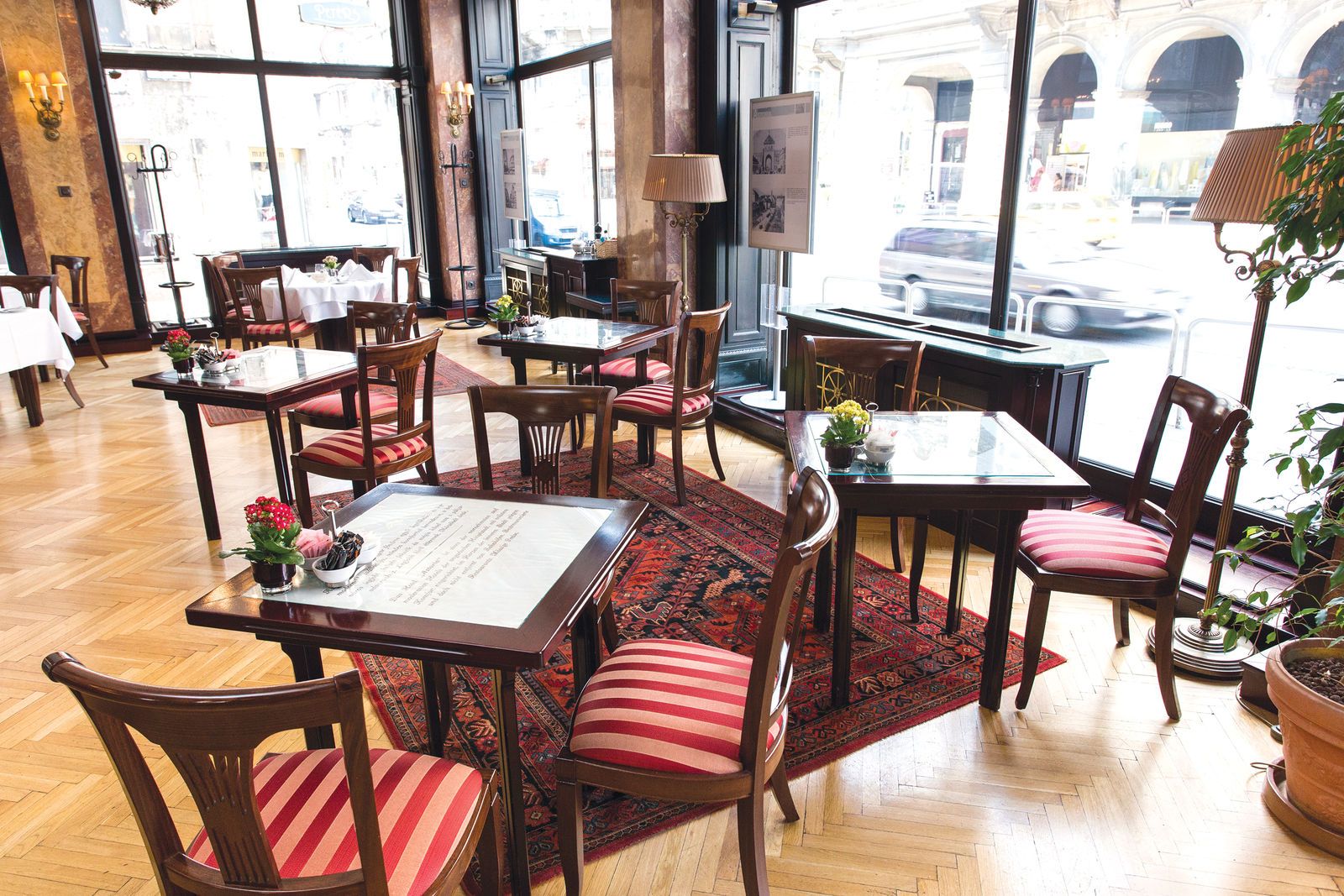 Danubius Hotel Astoria City Center - Budapest - Restaurant