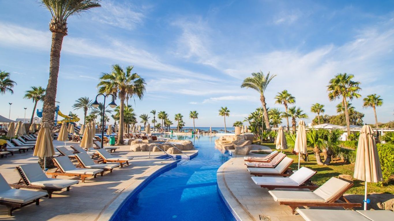 Adams Beach Hotel & Spa