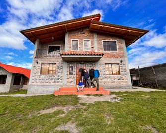 Mateospaxi - Machachi - Edificio