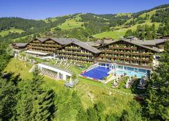 Ermitage Wellness- & Spa-Hotel - Saanen - Gebouw