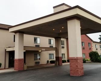 Fairbridge Inn & Suites Batavia-Darien Amusement Park Area - Batavia - Rakennus