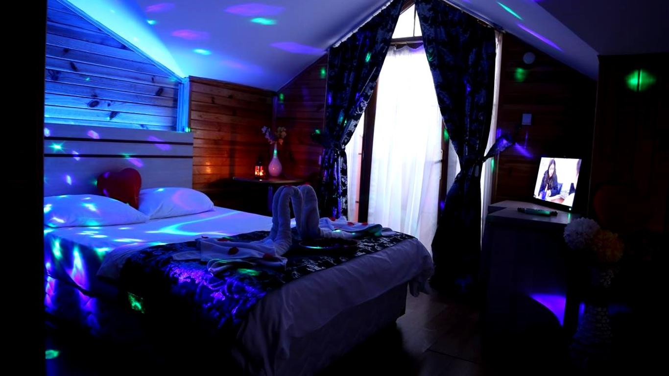 Ay Isigi Otel Agva