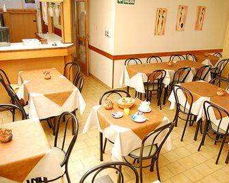 Hotel del Paseo - Mar del Plata - Nhà hàng