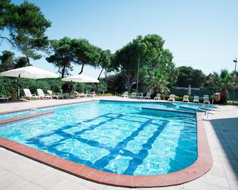 Stella Maris Beach Hotel - Ginosa - Pool