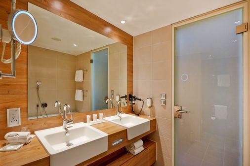 H4 München Messe - Munich - Bathroom