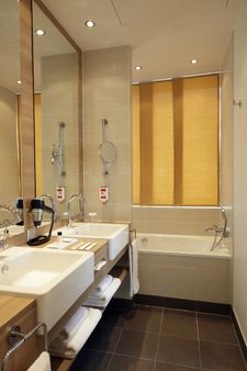 H4 Berlin Alexanderplatz - Berlin - Bad