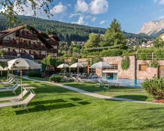 Hotel Angelo Engel - Ortisei - Outdoor view
