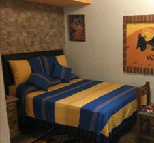 Mexsuites Casa Azul B&B