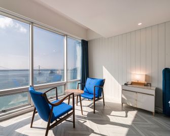 Hotel Homers - Busan - Balkon