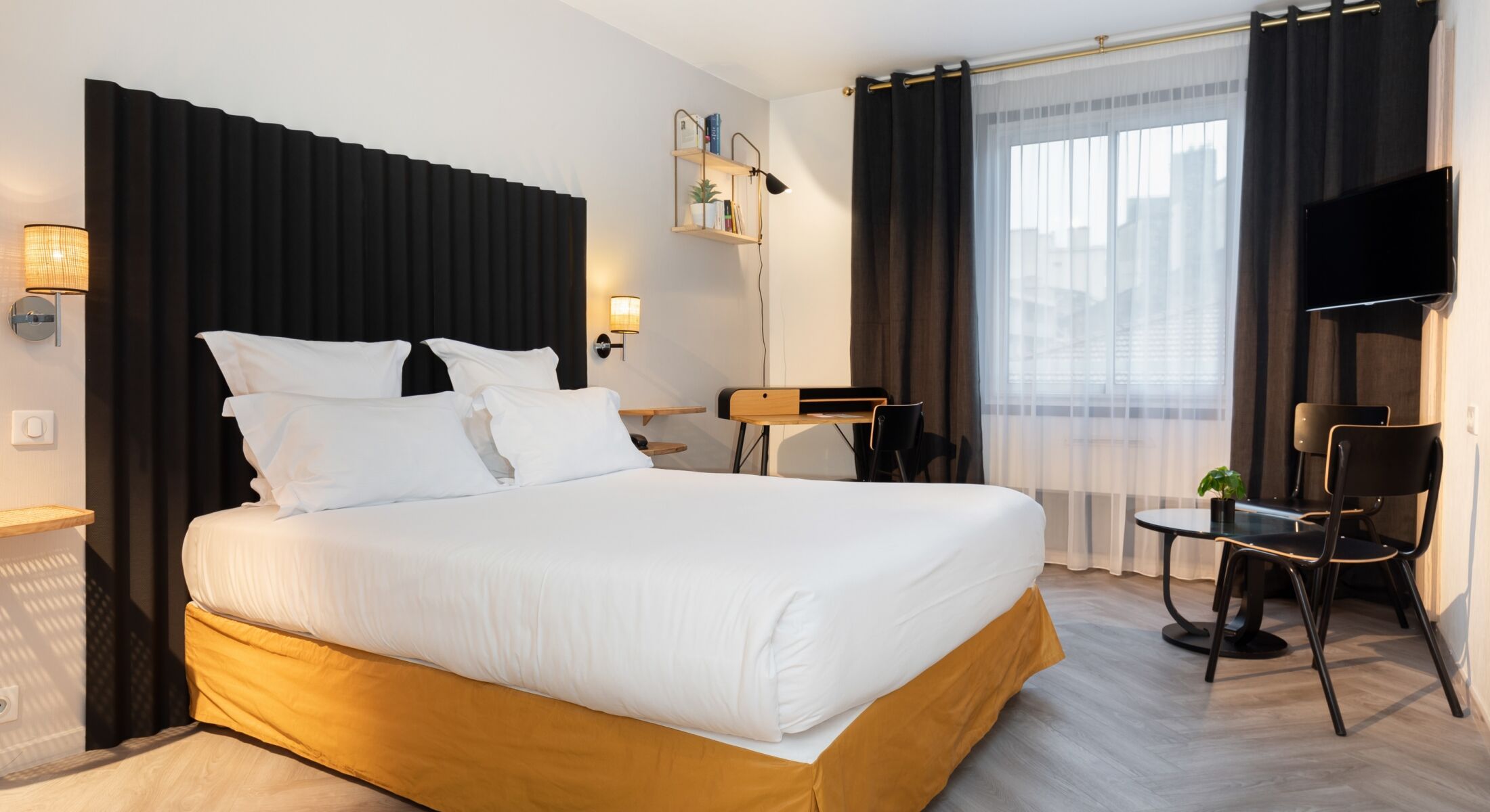 شروماتيكس هوتل آند ريستورانت ذا هيل كلوب باي هابيكالتشر - ليون - غرفة نوم