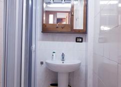 Il Villino Apartments - Bari - Bathroom