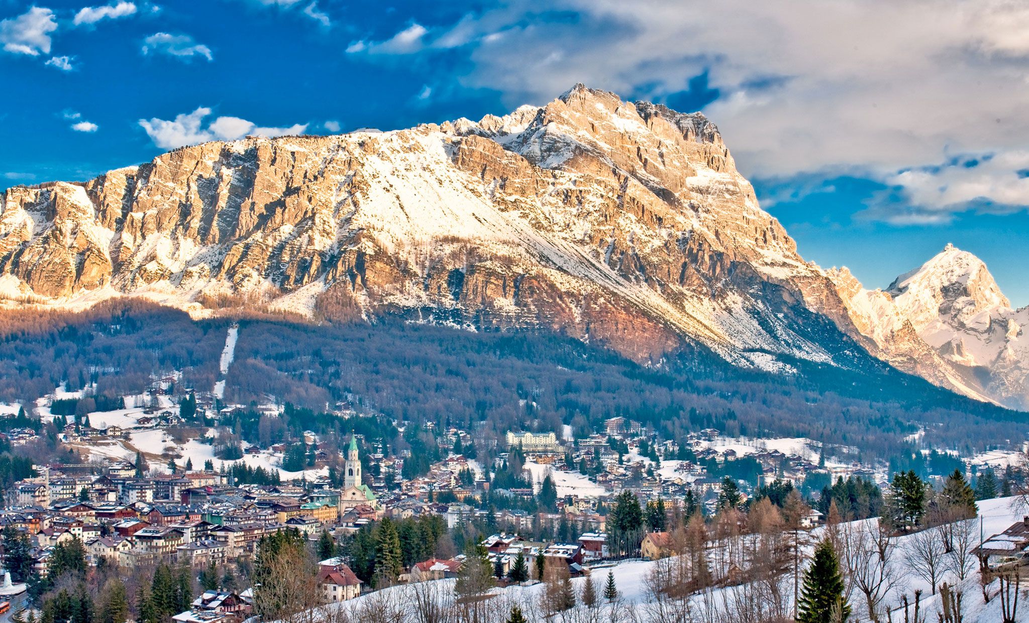 Hotel Alaska Cortina - Cortina d'Ampezzo - Dış görünüm