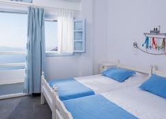 Galini Hotel - Firostefani - Makuuhuone