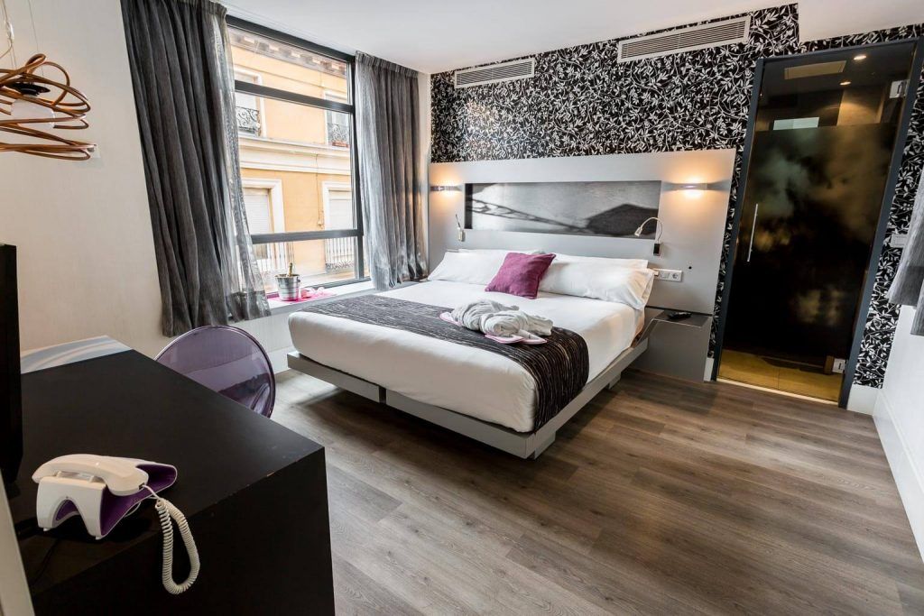 Petit Palace Plaza Mayor - Madrid - Bedroom