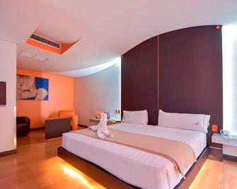 Hotel & Suites Ferri - مكسيكو ستي - غرفة نوم