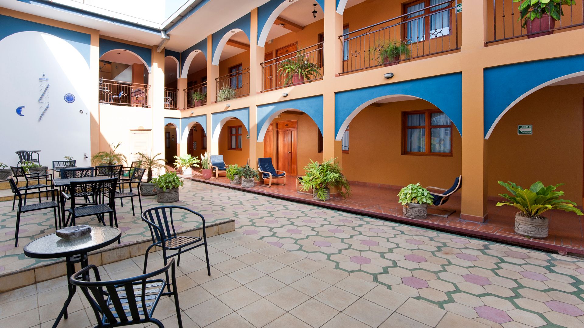 Hotel Los Arcos - Estelí - Vista del exterior