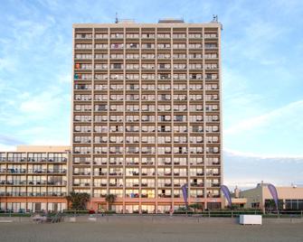 Wyndham Virginia Beach Oceanfront - Virginia Beach - Building