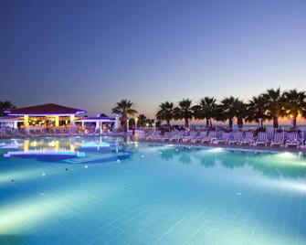 Lucas Didim Resort - Didim - Pool