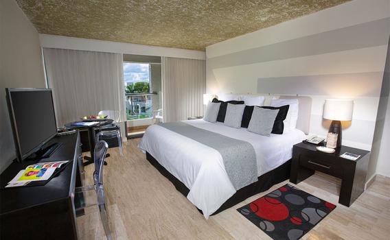 Oh The Urban Oasis S 102 S 1 8 1 Cancun Hotel Deals Reviews Kayak