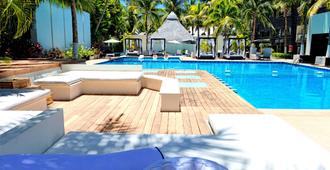 噢！城市綠洲酒店 - 只招待成人入住 - 坎昆 - Cancun/坎康 - 游泳池