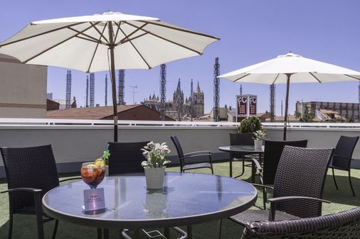 Hotel Infantas De León - León - Ban công