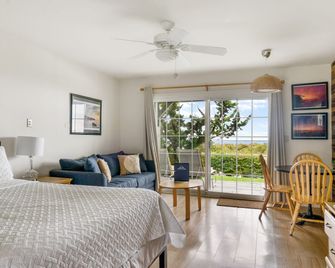 بيتش بالم ريزورت - مونتوك - غرفة نوم