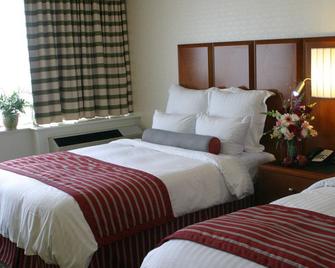 Fullerton Marriott at California State University - Fullerton - Bedroom