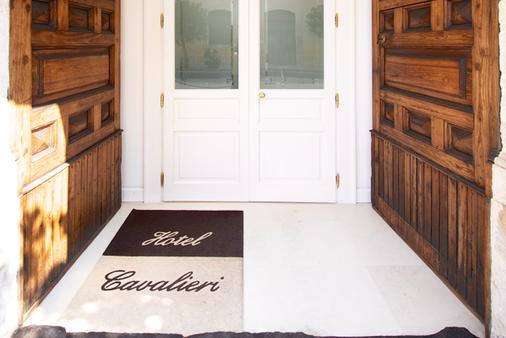 Hotel Cavalieri - Siracusa - Building