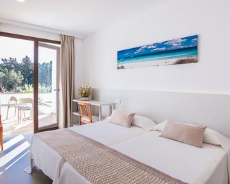 Sol y Mar - Playa de Migjorn - Habitación