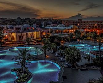 Blue Waters Club - Side - Piscina