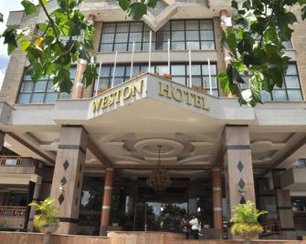 Weston Hotel - Nairobi - Building