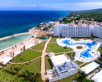 Bahia Principe Luxury Runaway Bay, Adults Only - Runaway Bay - Utomhus