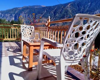 Spring House - Manali - Balcony