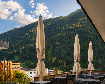 Hotel Buckelhof - See - Patio