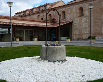 Castilla Termal Balneario de Olmedo - Olmedo - Building