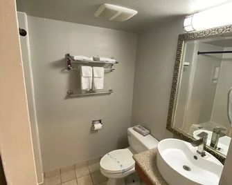 Budget Inn of Hayward - Hayward - Salle de bain