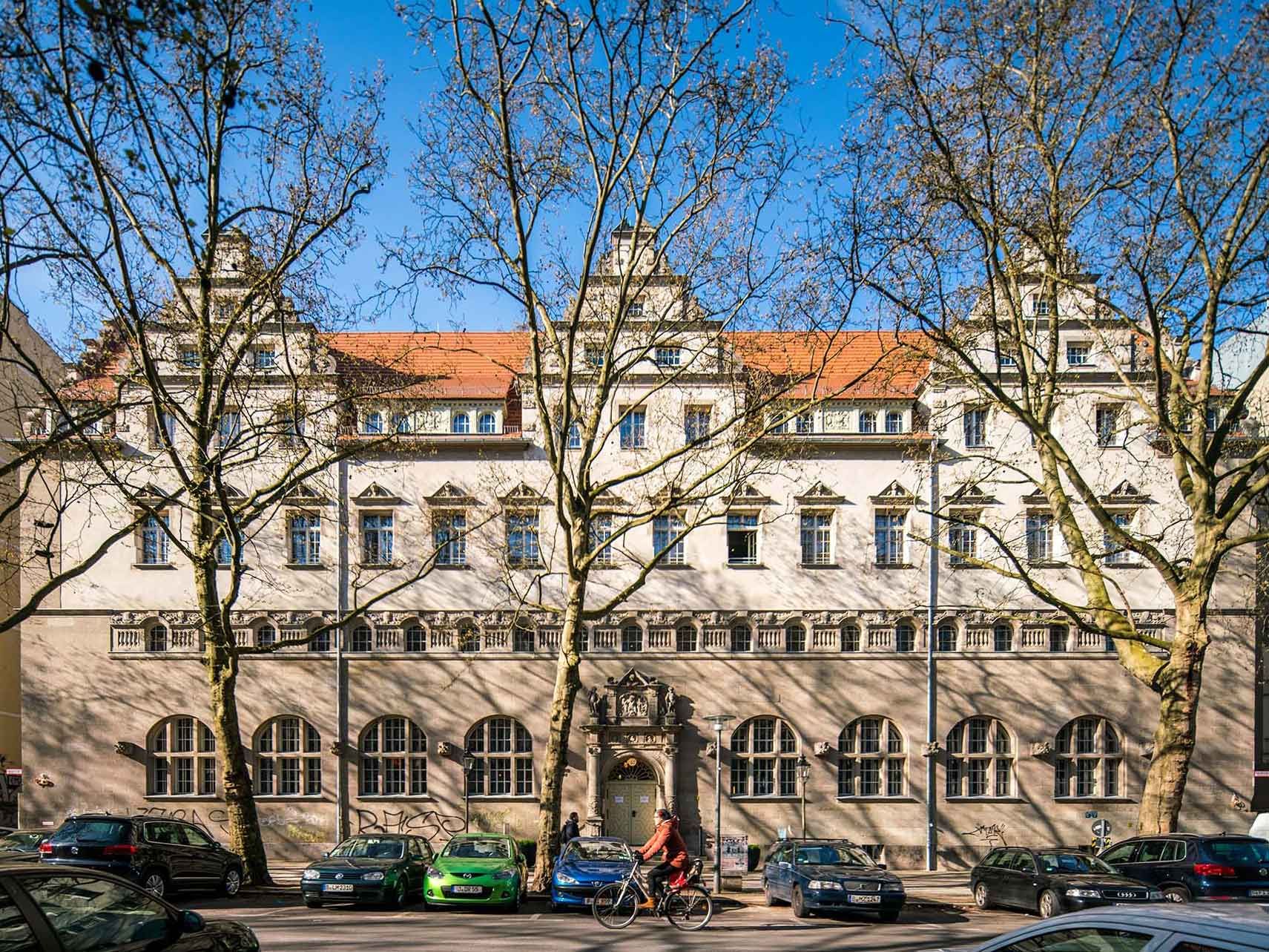 فندق أوديربيرجر - برلين - مبنى