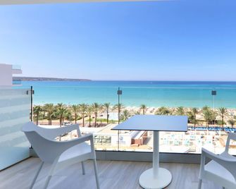 Iberostar Waves Bahía de Palma - פלמה דה מיורקה - מרפסת