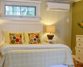 The Parsonage Inn - Orleans - Habitación