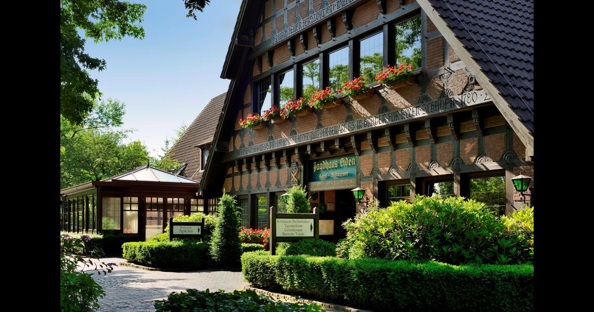 Romantik Hotel Jagdhaus Eiden Am See 8 454 1 9 8 1 9
