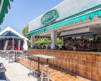 Bluesea Club Martha's - קאלה ד'אור - בר