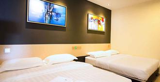 One Avenue Hotel - Petaling Jaya - Bedroom