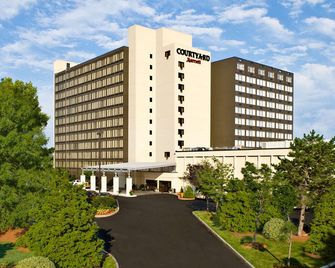 Courtyard by Marriott Boston Logan Airport - Boston - Building