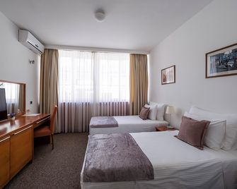 Garni Hotel Le Petit Piaf - Beograd - Kamar Tidur
