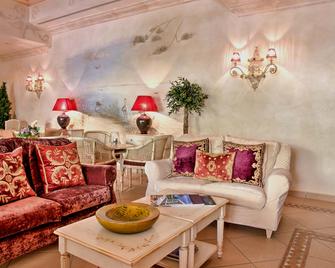 Quinta Jacintina - My Secret Garden Hotel - Almancil - Living room